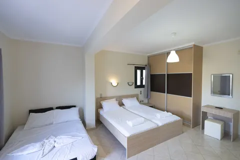 Golden Sun Villas foto 10