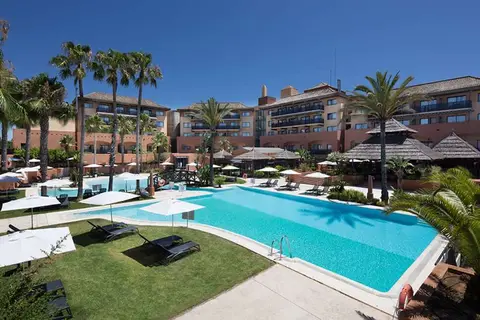 DoubleTree By Hilton Islantilla Beach Golf Resort in Lepe