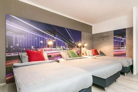 Hotel Berlin Lichtenberg in Berlijn — foto 15