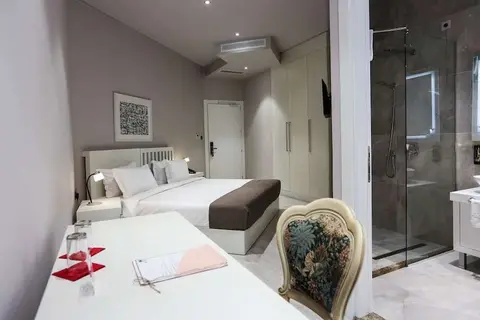 Metro Hotel Tirana in Tirana — foto 2