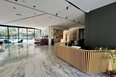 Durres Bay Hotel in Durrës — foto 17