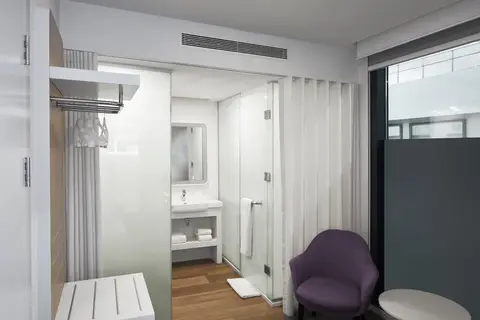 YOTEL Istanbul Airport (Landside) in İstanbul — foto 23