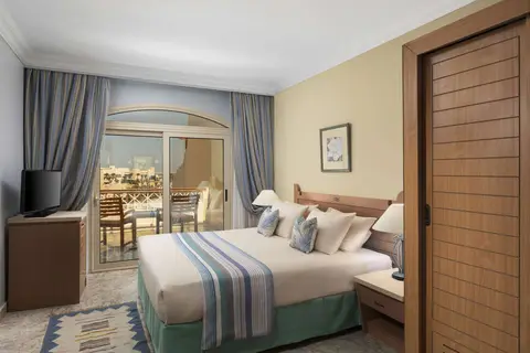 Royal Lagoons Resort & Aqua Park in الهضبه — foto 3