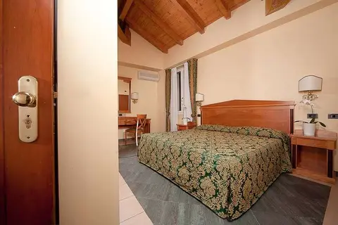 Hotel Touring in Bologna — foto 25