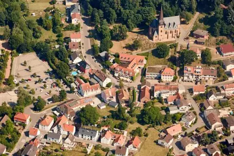 Hotel en Restaurant Burgschänke in Kaiserslautern — foto 11