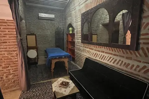 Hotel Riad Dar Bounouar in Marrakech — foto 10