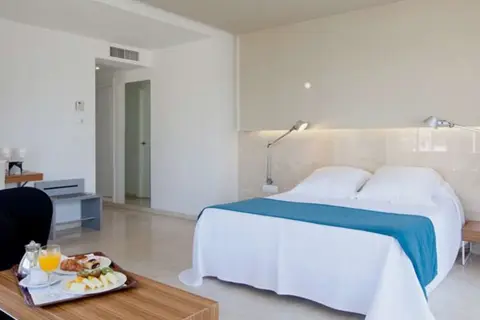 Climia Belroy Hotel in Benidorm — foto 20