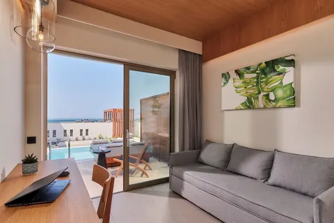 Enorme Santana Island in Vrachasi Municipal Unit — foto 29