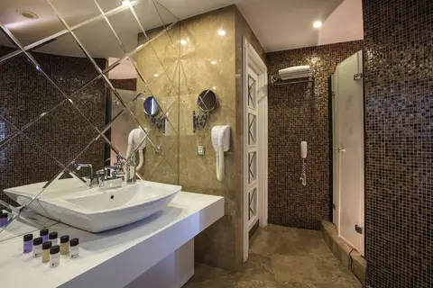 Charisma De Luxe Hotel in Kuşadası — foto 21