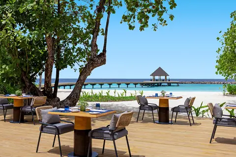 Avani+ Fares Maldives Resort in Fares Island — foto 12