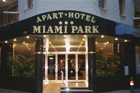 Miami Park Aparthotel in Calella — foto 15