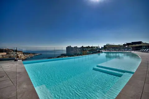 Be.Hotel in San Ġiljan — foto 10
