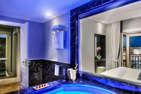 Grand Hotel Santa Lucia in Napels, foto 26