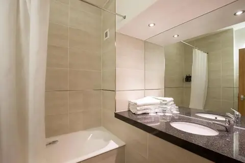 Hotel The Royal National in Londen — foto 22