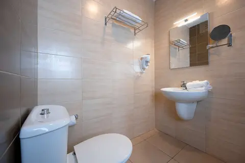 Gillieru Harbour Hotel in St Paul’s Bay — foto 12