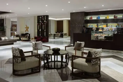 Pullman Dubai Creek City Centre Residences in Dubai — foto 15