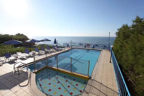 Danaos Beach Apartments in Sfakaki
