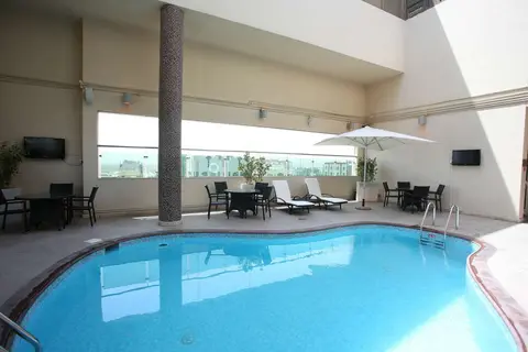 Ramada by Wyndham Downtown Abu Dhabi in الزَّاهية — foto 30
