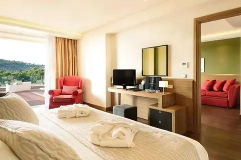 Royal Paradise Beach Resort & Spa in Ποτός — foto 30