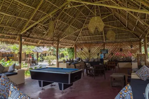 Reef & Beach Resort in Jambiani — foto 7