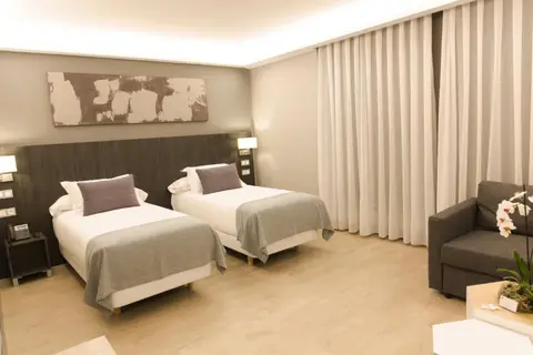 Hotel Cruz de la Victoria in Siero — foto 3
