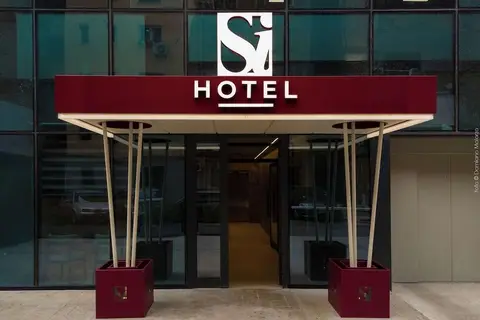 Si Hotel Tirana in Tirana — foto 10