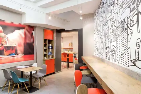Ibis Paris Gare Du Nord TGV in Parijs, foto 6