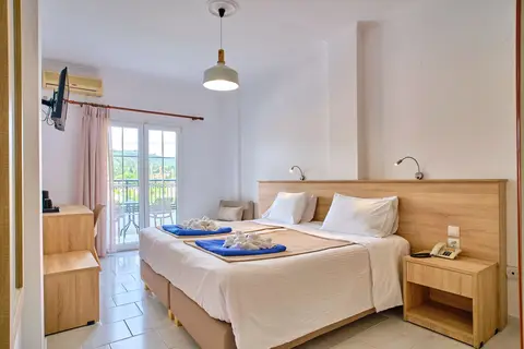 Belle Helene Hotel in Βαθύ — foto 3