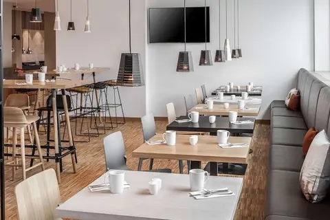 Holiday Inn Munich - Leuchtenbergring in München — foto 6