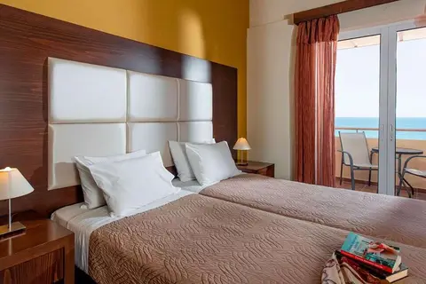 Theo Hotel Agia Marina in Κάτω Σταλός — foto 3