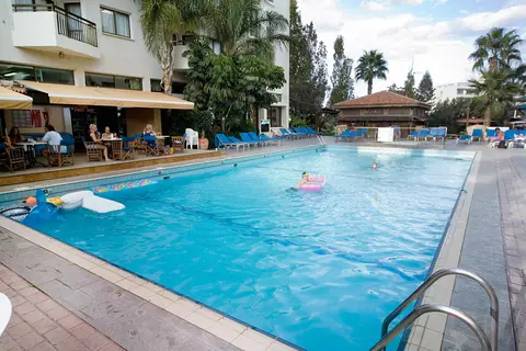 Alva Hotel Apartments in Παραλίμνι — foto 2
