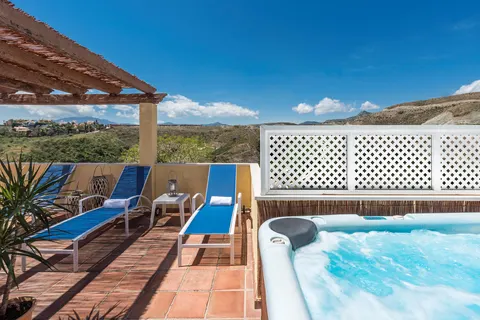 AT Colina del Paraiso - inclusief huurauto foto 3