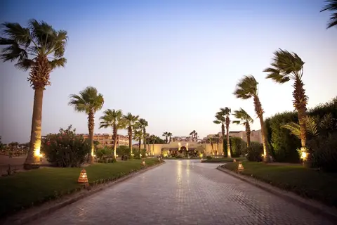ROBINSON Soma Bay in رأس أبو سومة — foto 29