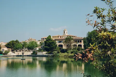 Pont Royal En Provence in Mallemort — foto 27
