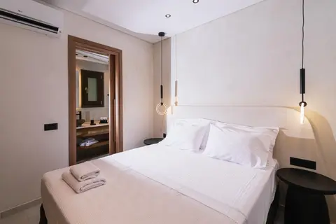 Idi Hotel in Zaros — foto 18