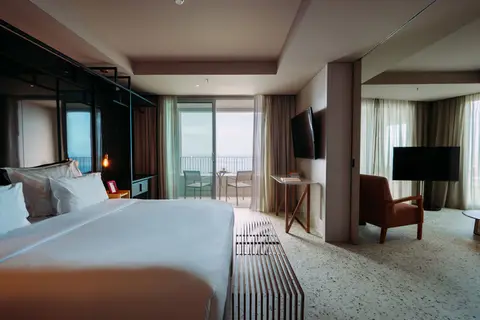 Next by Savoy Signature in Funchal, foto 16
