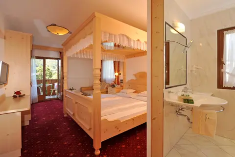 Hotel Digon in Kastelruth - Castelrotto — foto 13