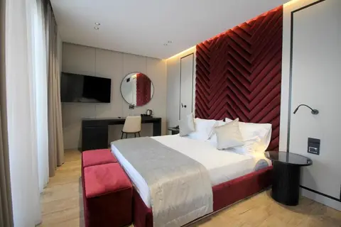 Rozafa Palace Hotel in Saranda — foto 4