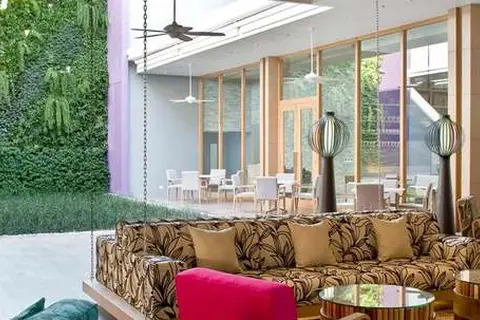 Holiday Inn Express Phuket Patong Beach Centr in ตำบลป่าตอง — foto 16