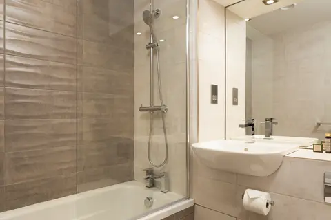 Roomzzz London Stratford in Londen — foto 21