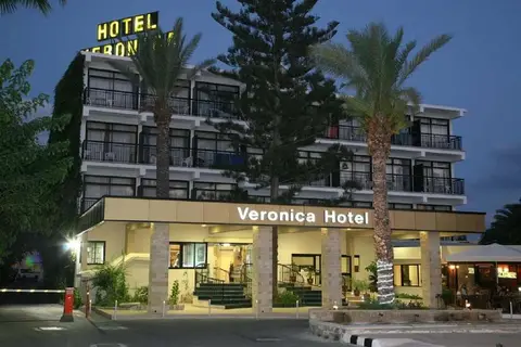 Veronica Hotel in Paphos — foto 14