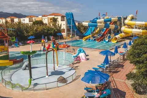 Chrispy Waterpark Resort in Kolymbari — foto 2