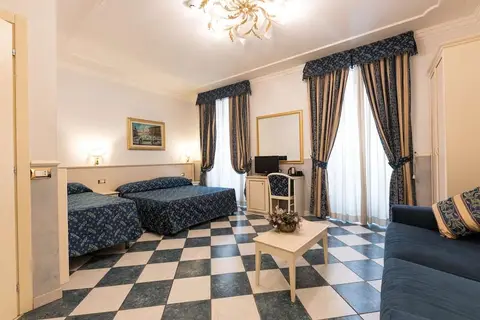 Hotel Anfiteatro Flavio in Rome — foto 4