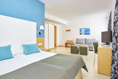 Universal Hotel Marques in Colònia de Sant Jordi — foto 17