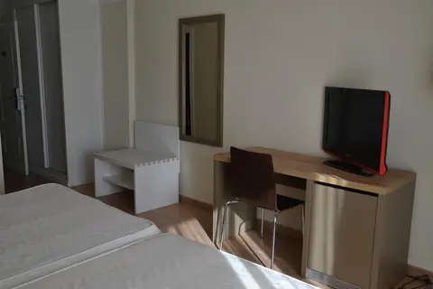 Ohtels La Hacienda in Vila-seca — foto 13