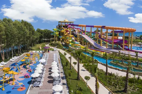 Delphin BE Grand Resort in Güzeloba Mahallesi — foto 2