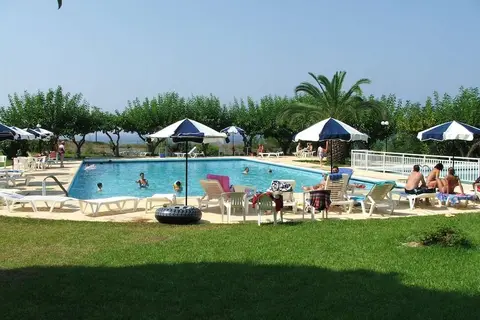 Irinna Hotel in Σβορωνάτα — foto 17