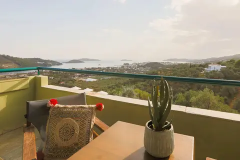 Vigles Sea View in Καλύβια — foto 13