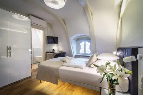 Hotel Golden Star in Praag — foto 17