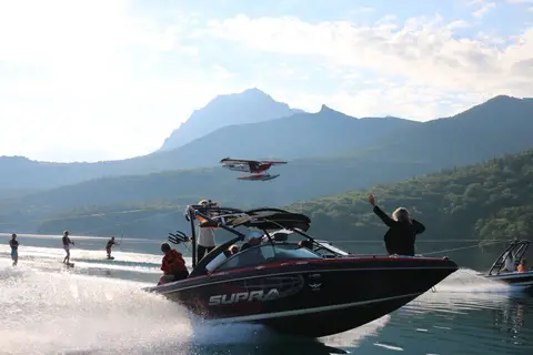 La Presqu île Serre-ponçon in Prunières — foto 24